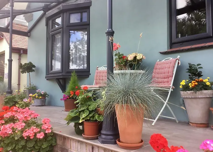 Weston Cottage